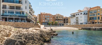 Betty: House with communal pool located in a quiet area