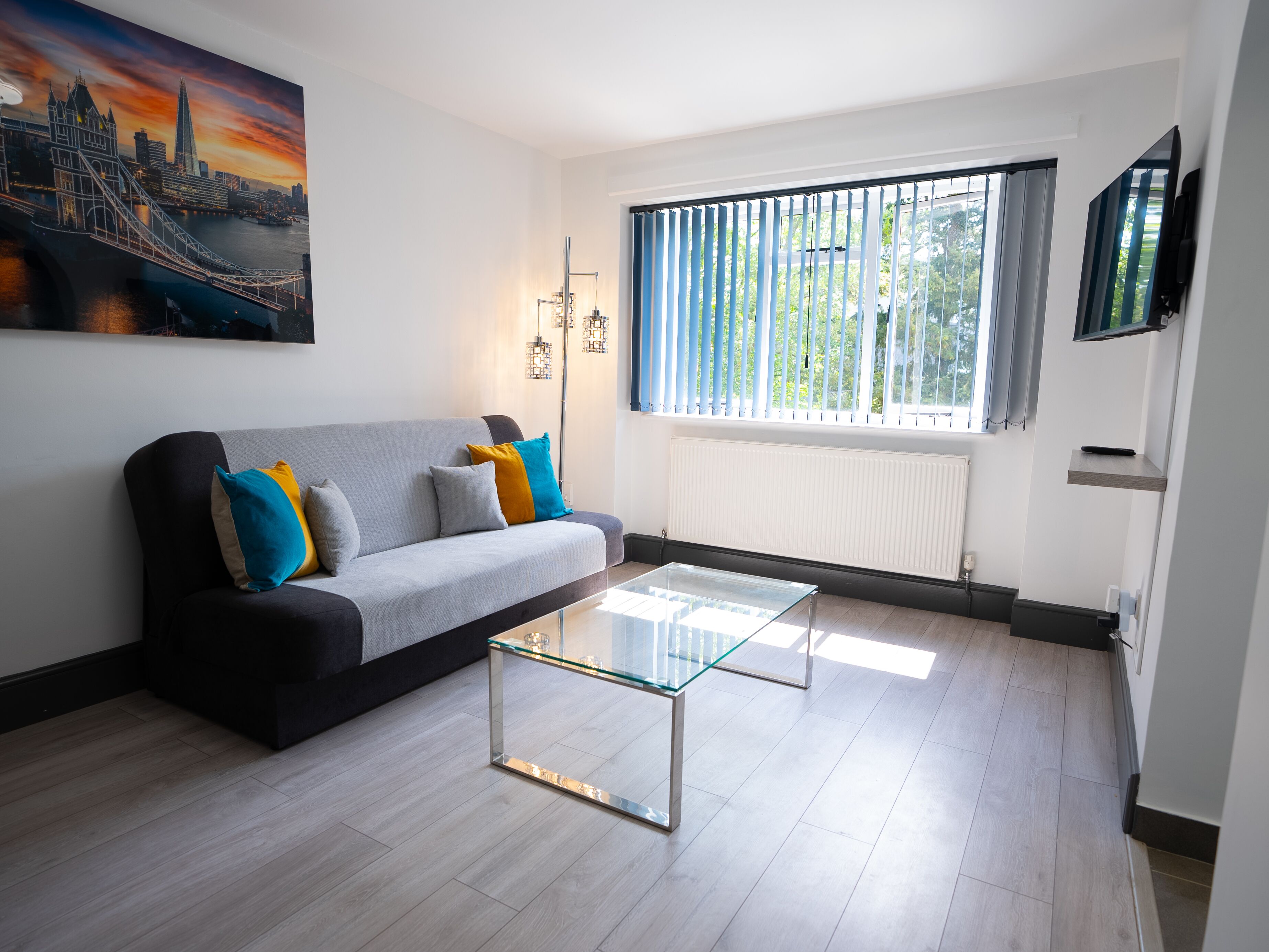 Smart TV, offices