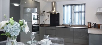 Newly refurbished high spec house with all essential amenities