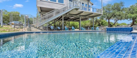 Outdoor pool, a heated pool