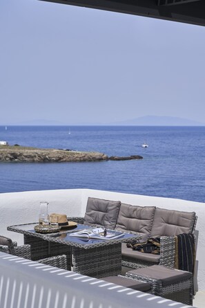 Exterior - The Thermia Suites (Kithnos)