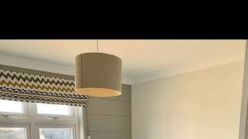 3 bedrooms, iron/ironing board, bed sheets