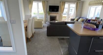 Luxury Chalet on Gimblet Rock