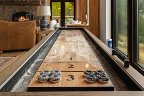 Spielezimmer