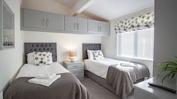 3 bedrooms, iron/ironing board, travel crib, free WiFi