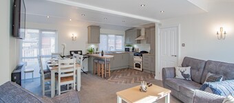 Betteridge View Lodge - a holiday lodge that sleeps 6 guests in 3 bedrooms