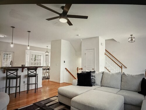 Amazing location in Downtown Fredericksburg!  