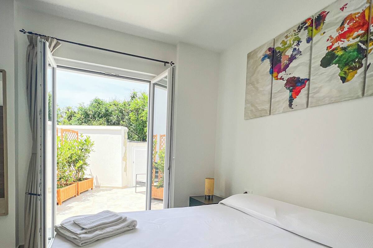Comfort Double Room, Private Bathroom | Frette Italian sheets, premium bedding, down comforters