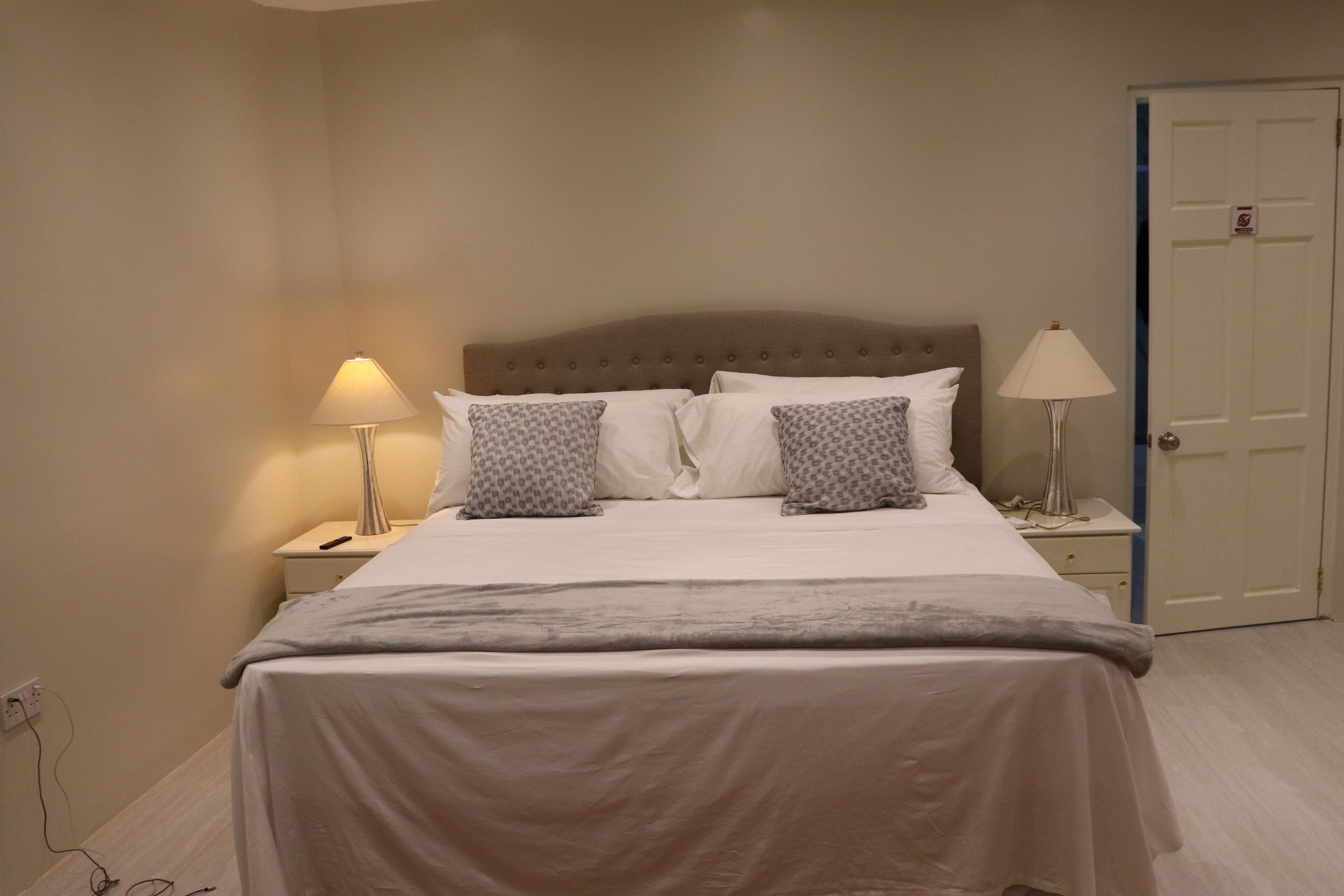 Family Apartment, 2 Bedrooms, Ocean View | Premium bedding, individually decorated, individually furnished