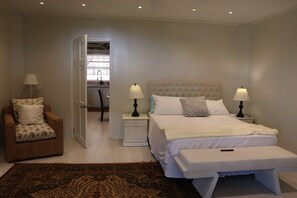 Family Apartment, 2 Bedrooms, Ocean View | Premium bedding, individually decorated, individually furnished - Dalys Luxury Apartments (Choppins)