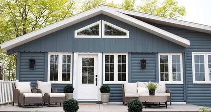 Koselig Cottage: Charming 1950s Danish Cottage on 5 Acres