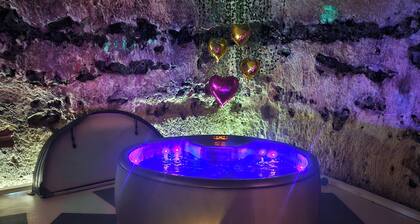 Loft et spa Entièrement Troglodyte