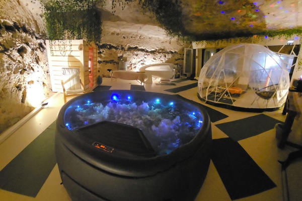 Bain à remous intérieur