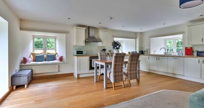 Victory Mill - Apartment One