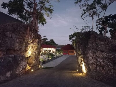 Hotel Bukit Indah Saumlaki by LeGreen