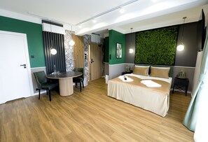 City Studio Suite, 1 Queen Bed, Non Smoking, City View | Premium bedding, pillow-top beds, individually furnished - Aparthotel Green Concrete (Swinoujscie)