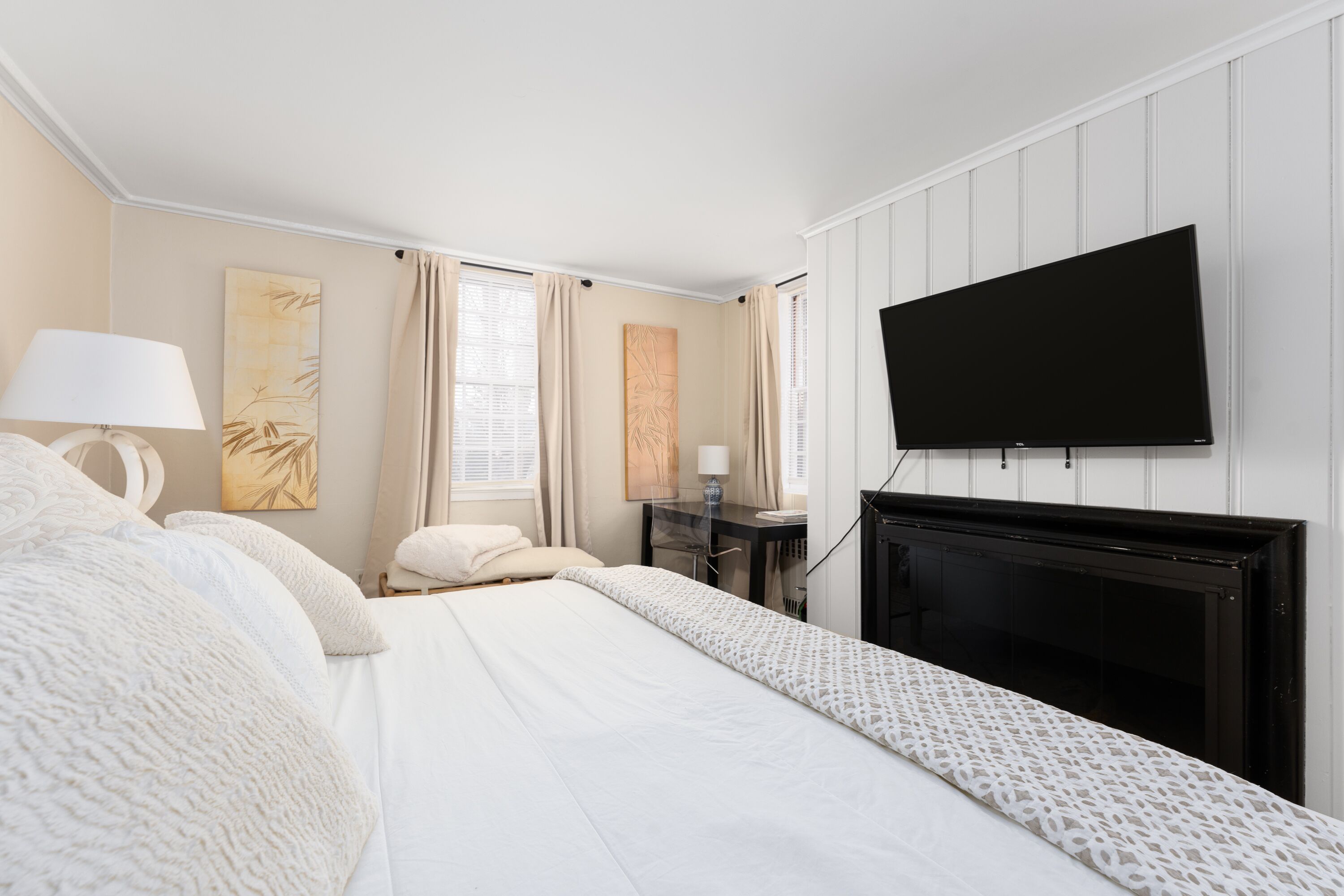 4 chambres, fer et planche à repasser, Wi-Fi gratuit, draps fournis