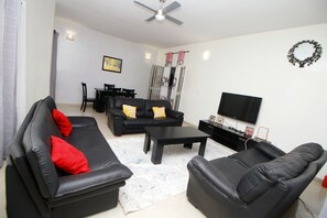 Smart TV - Appart 2 , Ô Soleil (Saly)