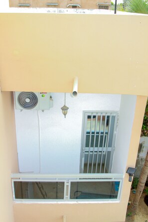 Property grounds - Studio 1 , Ô Soleil (Saly)
