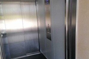 Interior - Apartment near Baltic Sea with Balcony View (Rewal)