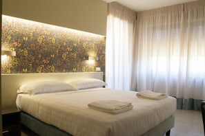 Chambre Supérieure Double ou avec lits jumeaux, 1 lit double, terrasse, vue parc | Matelas mémoire de forme, minibar, coffres-forts dans les chambres