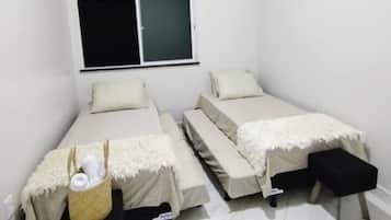3 bedrooms, iron/ironing board, free WiFi, bed sheets