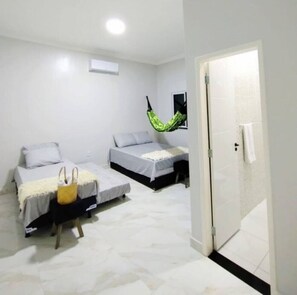 3 bedrooms, iron/ironing board, free WiFi, bed sheets - Vida no Paraíso Lagoinha (Paraipaba)