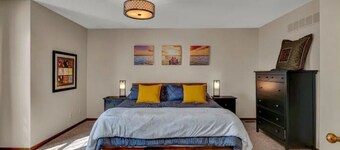 Entire 3-level, 3 BRM home w/King/Queen/Twin beds