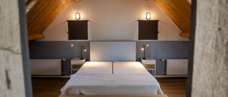 3 bedrooms, free WiFi, bed sheets