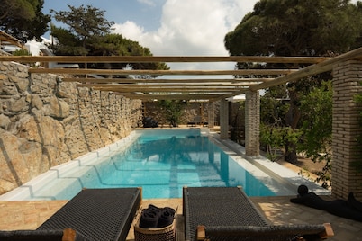 Baroness - Five Bedroom Villa, Sleeps 10