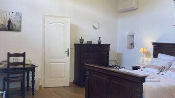 Superior Double Room | Travel cot, free WiFi