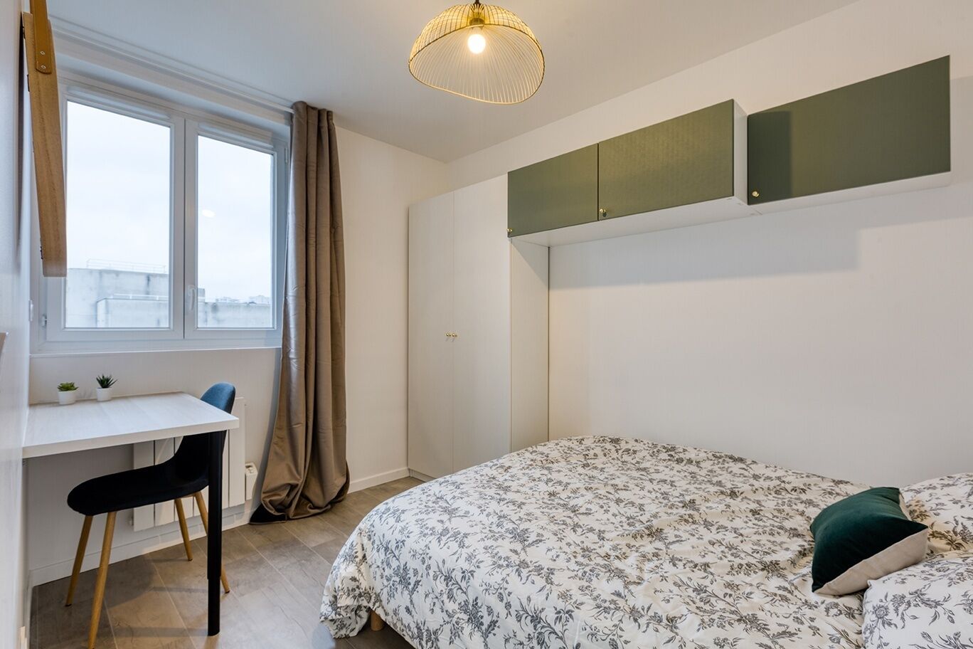 2 slaapkamers, een strijkplank/strijkijzer, gratis wifi, beddengoed