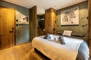 4 chambres, fer et planche à repasser, Wi-Fi gratuit, draps fournis