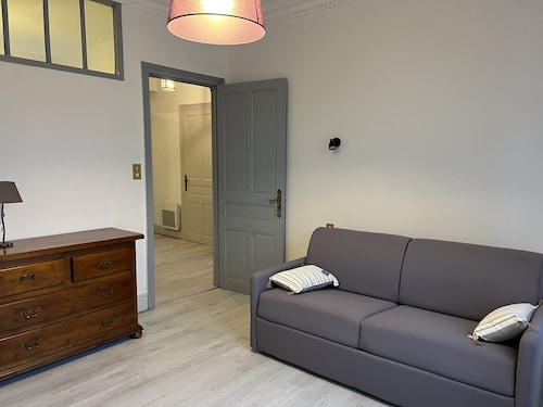 à 800 m des Thermes, Appartement Grand F2