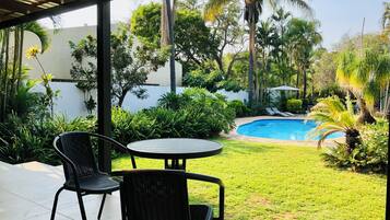 Superior Twin Room, 2 Single Beds, Patio, Pool View | Terrace/patio