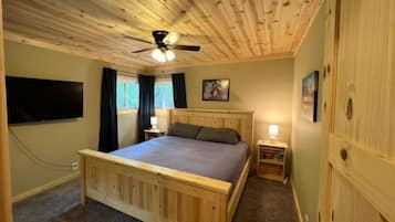 2 bedrooms, travel crib, WiFi, bed sheets