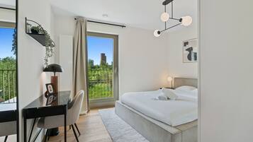 Apartment | 2 bedrooms, desk, laptop workspace, iron/ironing board