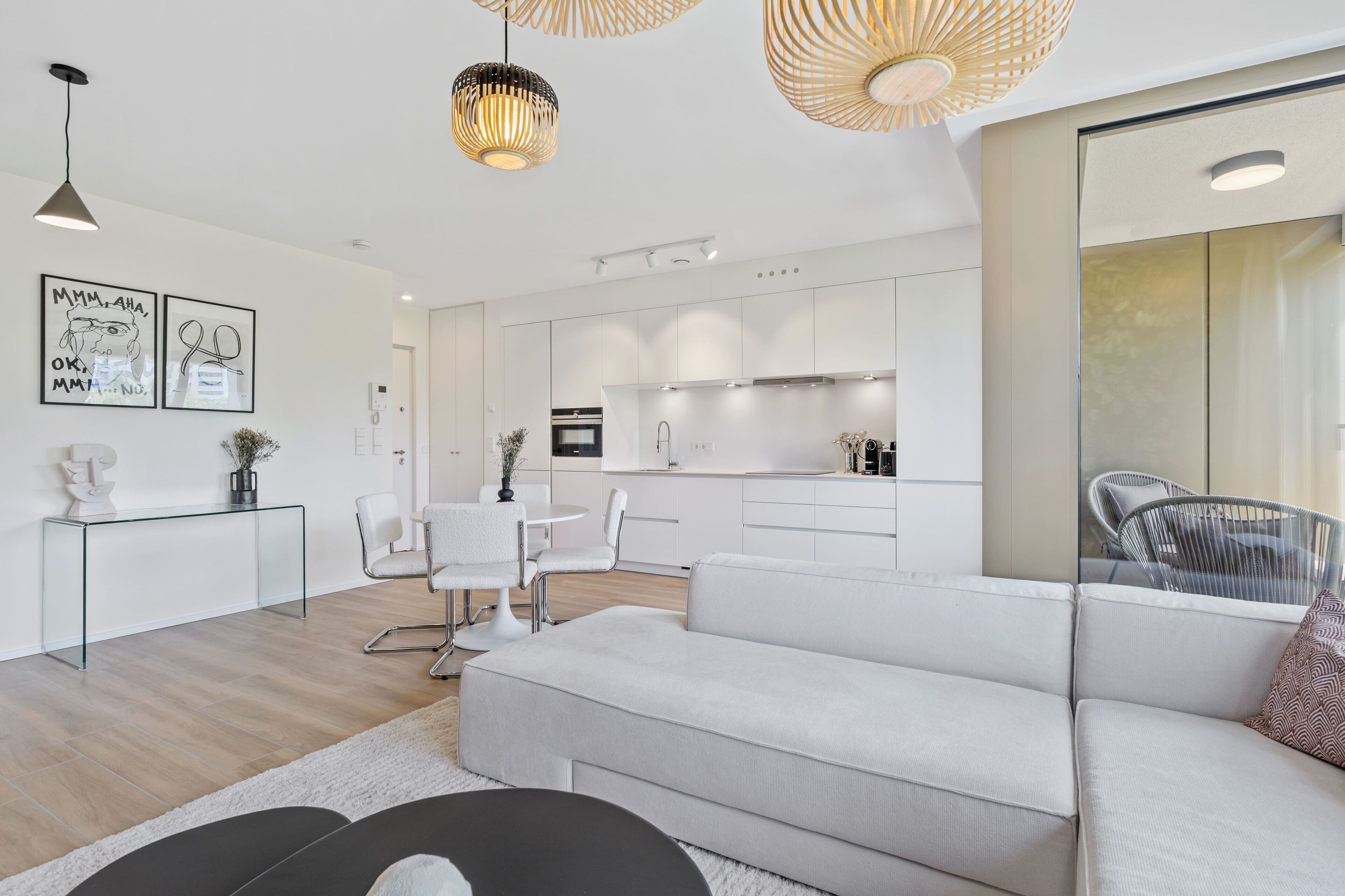 Apartment | Living area | Smart TV