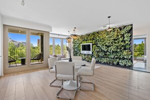 Appartement | Restauration dans la chambre