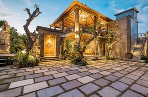 Exterior - Family Suite with 100 sqm space (Kecamatan Sukawati)