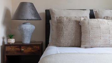 Huone | Allergiatestatut vuodevaatteet, yksilöllisesti kalustettu, vauvansängyt