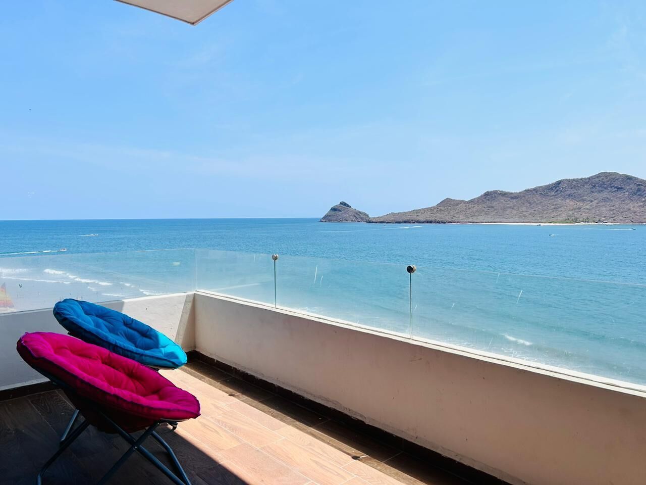 Apartamento Deluxe | Balcón