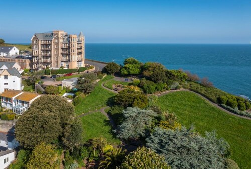 Superb sea front apartment in Ilfracombe with great sea views