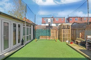 Casa, letti multipli | Parco della struttura