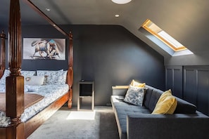 House, Multiple Beds | Living area