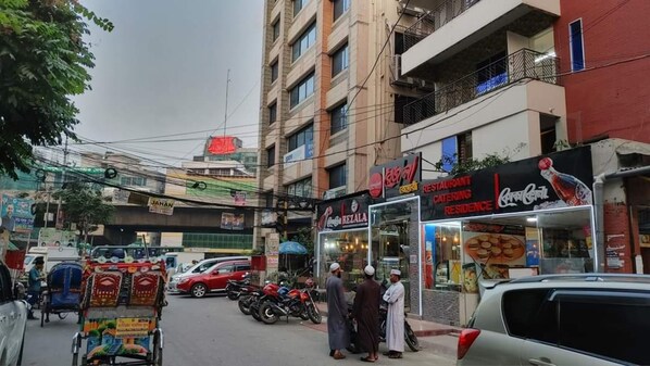 숙박 시설 정면