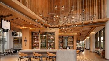 2 bar/lounge