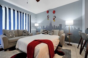 3 bedrooms, desk, iron/ironing board, travel crib