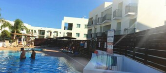 Yiasemi Court 
Block F1, Giorki Papadopoulou
Protaras, Paralimni