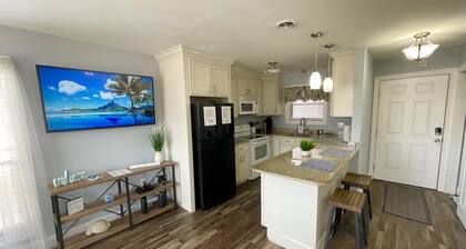 Cherry Grove 2 bedroom condo, just a block off the beach.